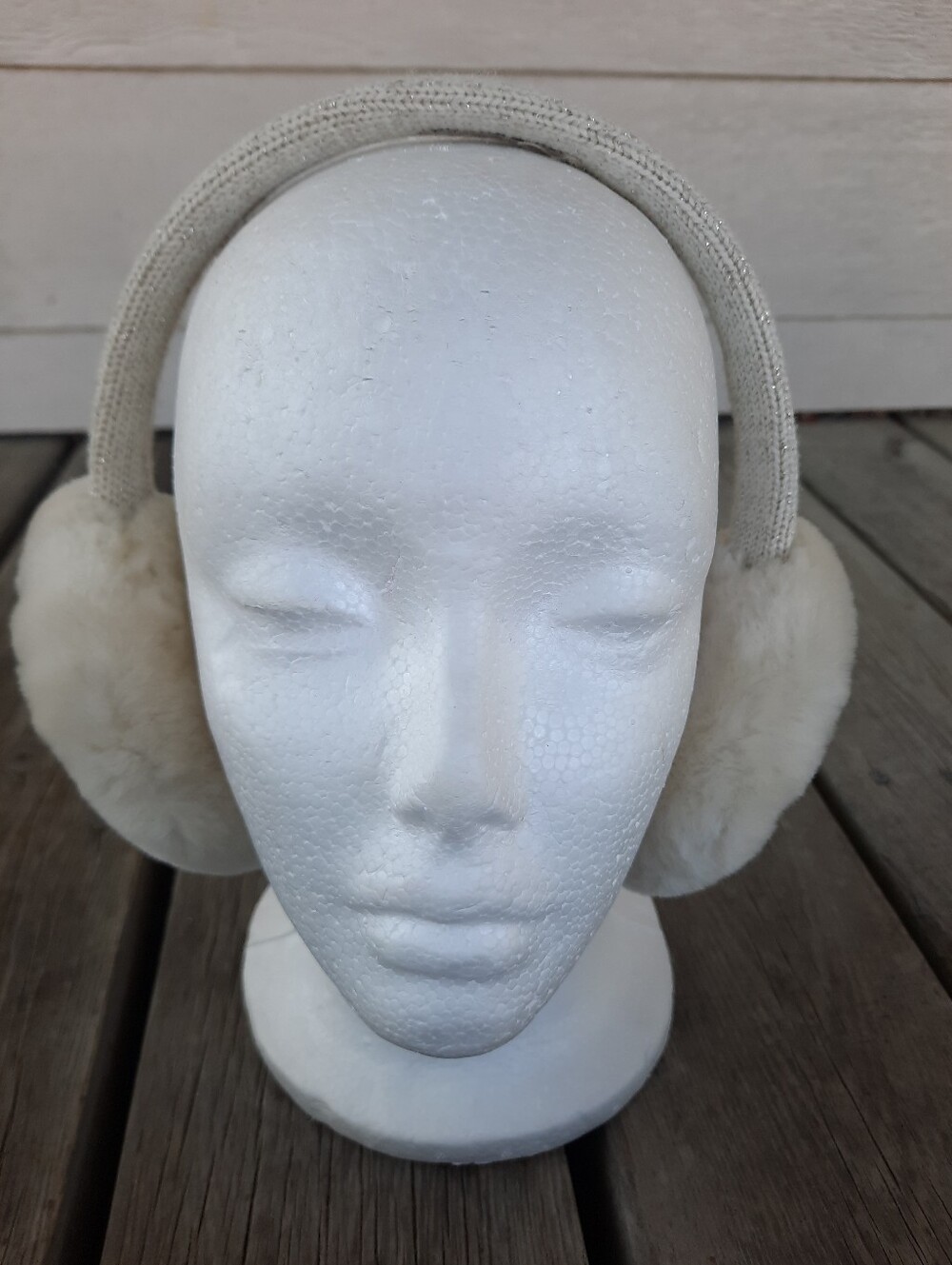 Ugg Classic Wired Earmuffs Over-Ear Headphones Chestnut Sheepskin W/ Box NO WIRE - Picture 7 of 15